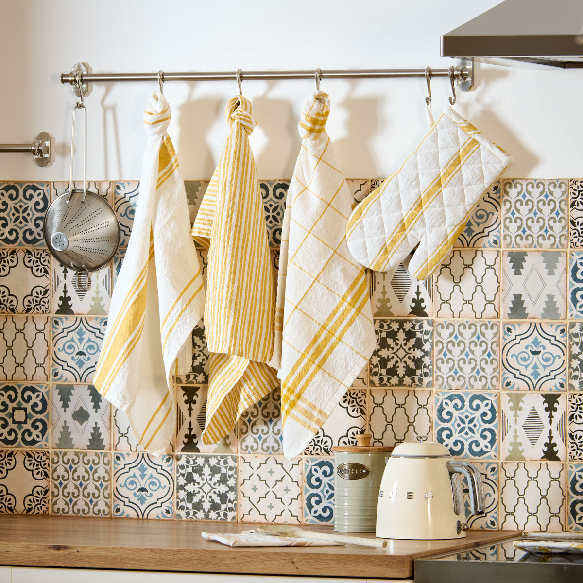 lot de torchons et gant de cuisine jaune #Couleur_JAUNE