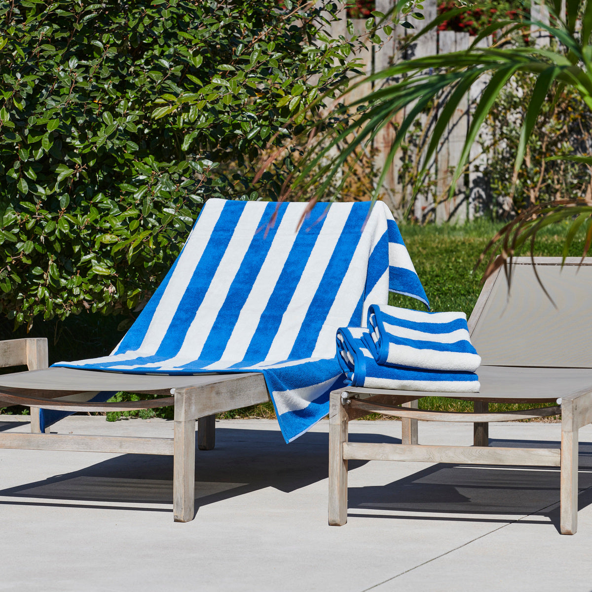 Serviette Les Planches - Coton 550g/m² #Couleur_OUTREMER LESPLANCHES